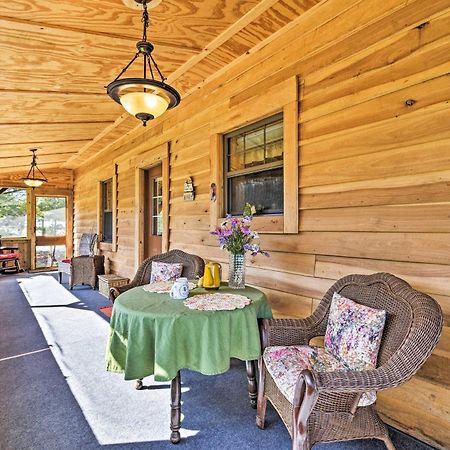 Honey House Cabin - A Quiet Countryside Retreat! Nappanee Екстер'єр фото